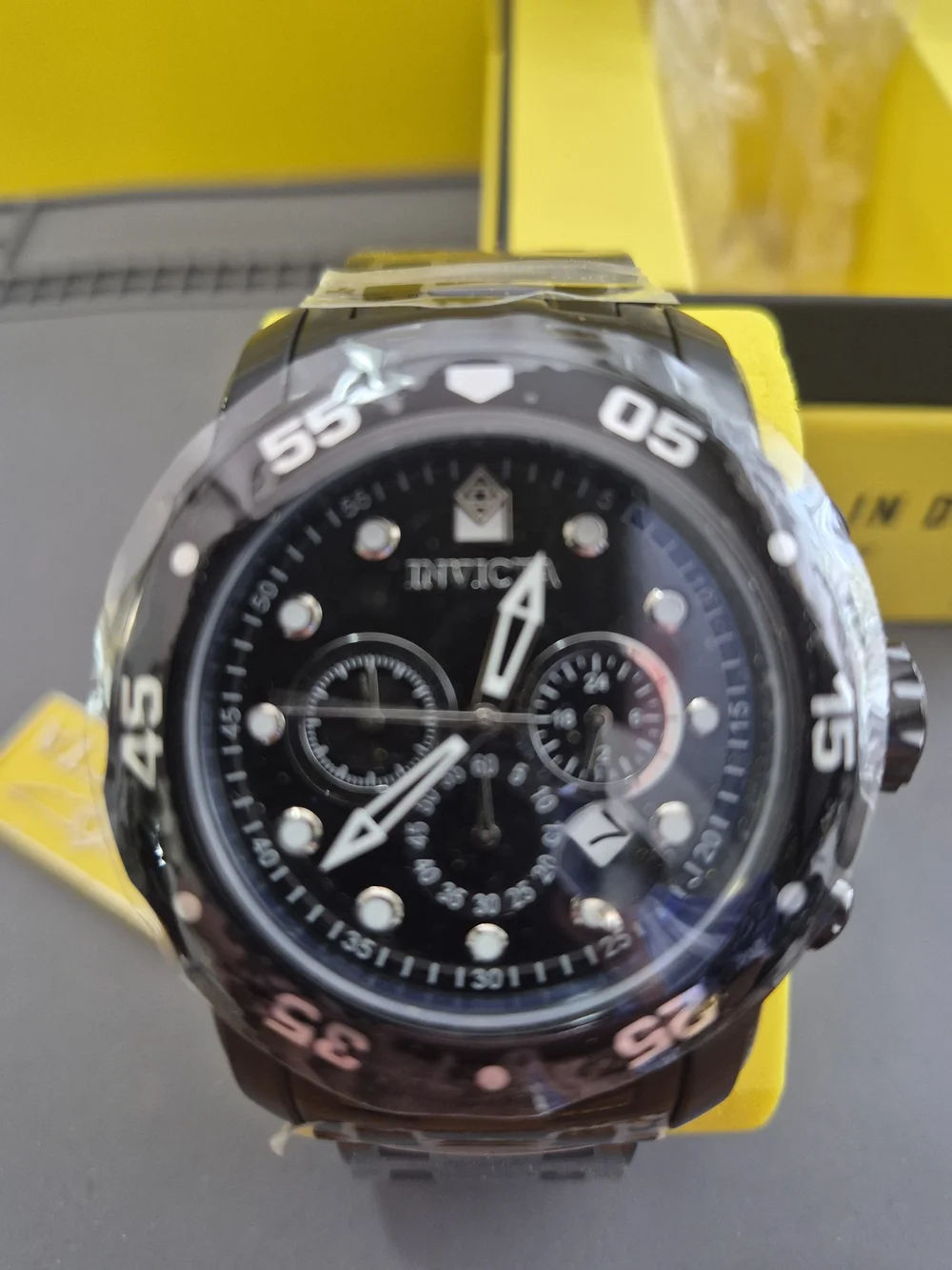 Invicta 0076 Black Pro Diver Men's Chronograph Dive Watch with Black Dial